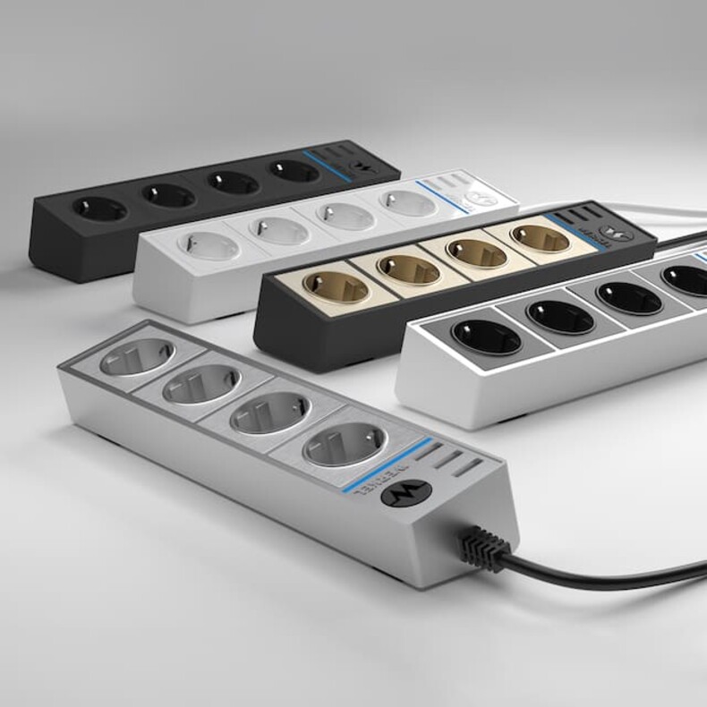 Розеточный блок 4-х местный с USB зарядкой тип А 4х2К+З/3хUSB провод 1,7 м. Цвет Бронза / чёрный. Werkel(Веркель). W6514939 / a041432